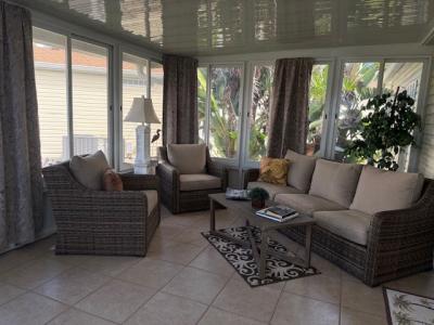 Photo 4 of 7 of home located at 453 Tall Oaks Road Naples, FL 34113