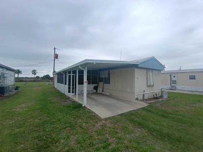 Photo 2 of 8 of home located at 9441 Hwy 78 W, Lot 43 Okeechobee, FL 34974