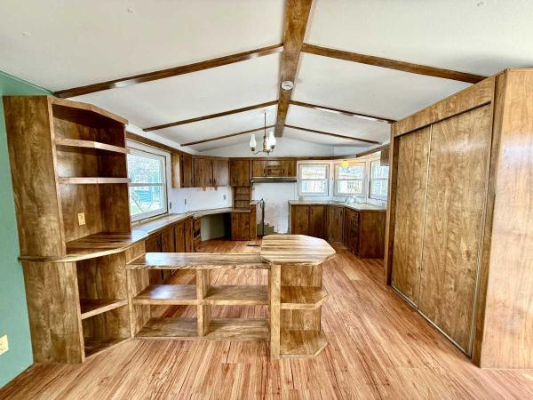 1983 Redman Manufactured Home