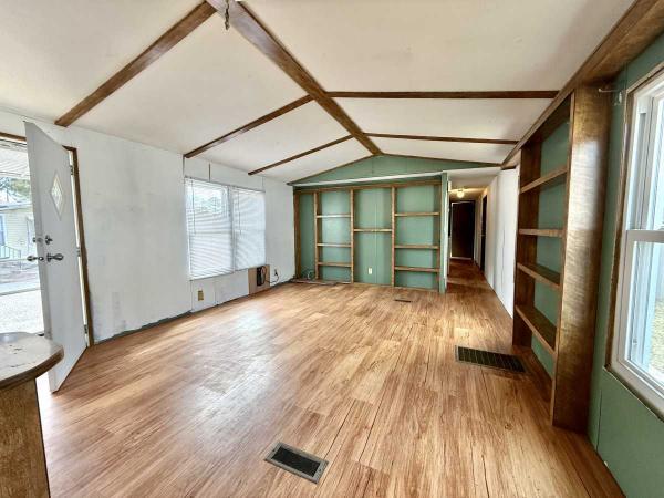 1983 Redman Manufactured Home