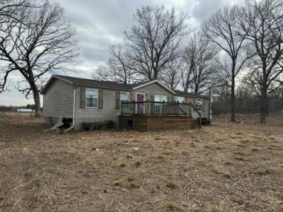 Photo 3 of 29 of home located at 3091 Kee Rd Hazen, AR 72064