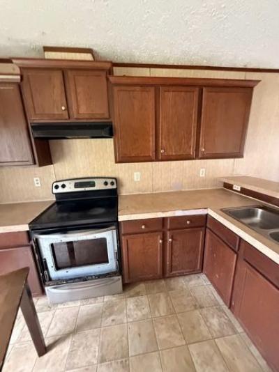 Mobile Home at 1015 Lomax Ln Crystal Springs, MS 39059