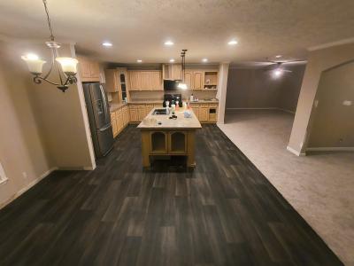 Photo 3 of 10 of home located at 16035 Caplinger Pond Rd Marion, IL 62959