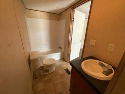 Photo 4 of 13 of home located at 505 Davis St Lake City, SC 29560