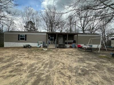 Mobile Home at 1042 County Road 81 Double Springs, AL 35553
