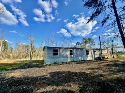 Photo 3 of 19 of home located at 301 Farris Rd Eldridge, AL 35554
