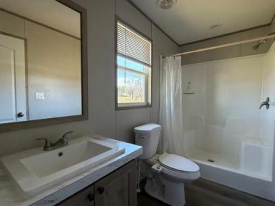 Photo 2 of 15 of home located at 250 Empire Drive Somerset, KY 42501