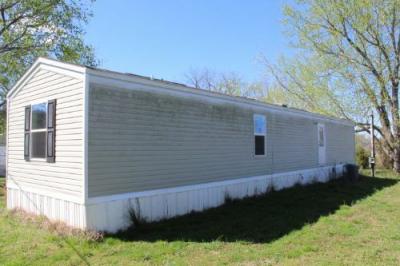 Photo 2 of 9 of home located at 18908 E Limestone Rd Athens, AL 35613