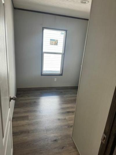 Photo 2 of 11 of home located at 22084 I-10 Vidor, TX 77662