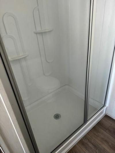 Photo 4 of 11 of home located at 22084 I-10 Vidor, TX 77662