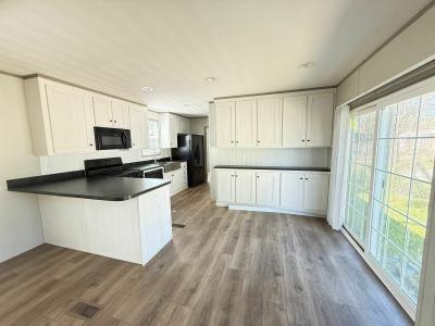 Mobile Home at 915 Southline St Cleveland, TX 77327