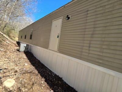 Photo 4 of 14 of home located at 183 Pine Branch Rd Grays Knob, KY 40829