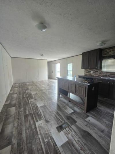 Photo 4 of 11 of home located at 112 Ash Ln Thibodaux, LA 70301