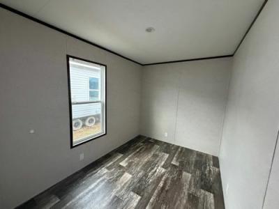 Photo 5 of 13 of home located at 5135 Flemingsburg Road Morehead, KY 40351