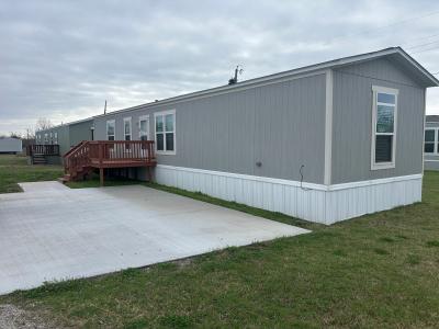 Photo 4 of 9 of home located at 3803 Highway 180 E Trlr 26 Mineral Wells, TX 76067