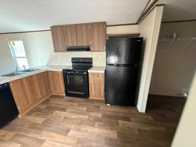 Photo 5 of 8 of home located at 9 Pr 2224 - 4 Cleveland, TX 77327