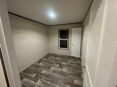 Photo 5 of 9 of home located at 1745 County Road 39 Sarcoxie, MO 64862