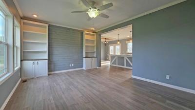 Photo 4 of 32 of home located at 6350 Harmons Lick Rd Paint Lick, KY 40461