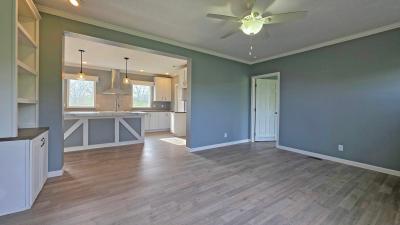 Photo 5 of 32 of home located at 6350 Harmons Lick Rd Paint Lick, KY 40461