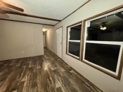 Photo 3 of 10 of home located at 16410 Highway 310 E Como, MS 38619