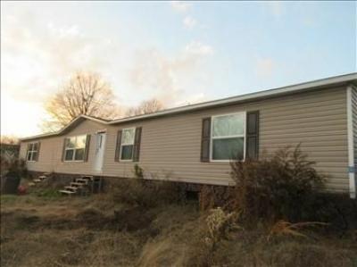 Photo 2 of 15 of home located at 65 Forrest Kirby Rd Hartselle, AL 35640