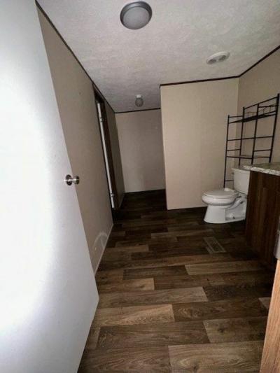 Photo 5 of 15 of home located at 65 Forrest Kirby Rd Hartselle, AL 35640