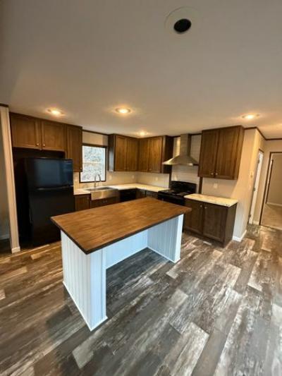 Photo 3 of 13 of home located at 2399 Us Hwy 23 S Pikeville, KY 41501