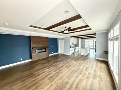 Photo 4 of 12 of home located at 15743 Us-59 Splendora, TX 77372