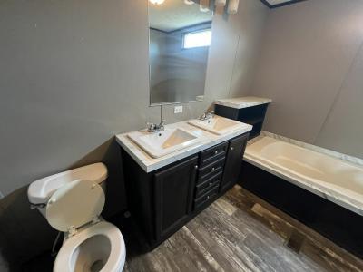 Photo 3 of 14 of home located at 38 County Road 5330 Baldwyn, MS 38824