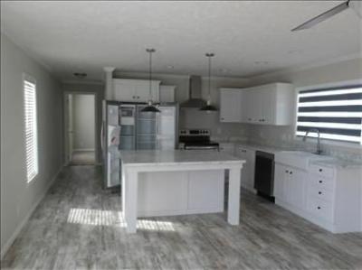 Photo 2 of 16 of home located at 326 Robincrest Cir Thaxton, VA 24174
