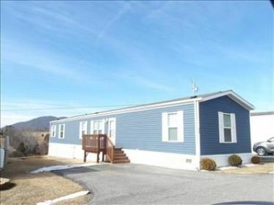 Mobile Home at 326 Robincrest Cir Thaxton, VA 24174