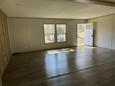 Photo 5 of 19 of home located at 1448 Ouachita Road 2 Stephens, AR 71764
