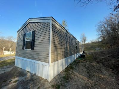 Photo 4 of 8 of home located at 255 Highway M Eldon, MO 65026