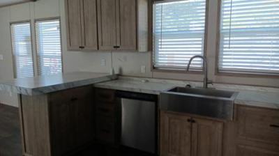 Photo 4 of 15 of home located at 305 Hickorywood Dr Moncks Corner, SC 29461