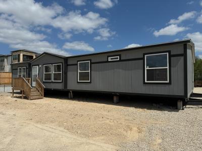 Mobile Home at 2137 N Interstate 35 New Braunfels, TX 78130