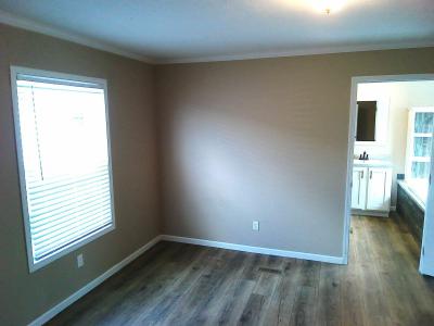 Photo 4 of 20 of home located at 3265 Us Hwy 78 Leeds, AL 35094