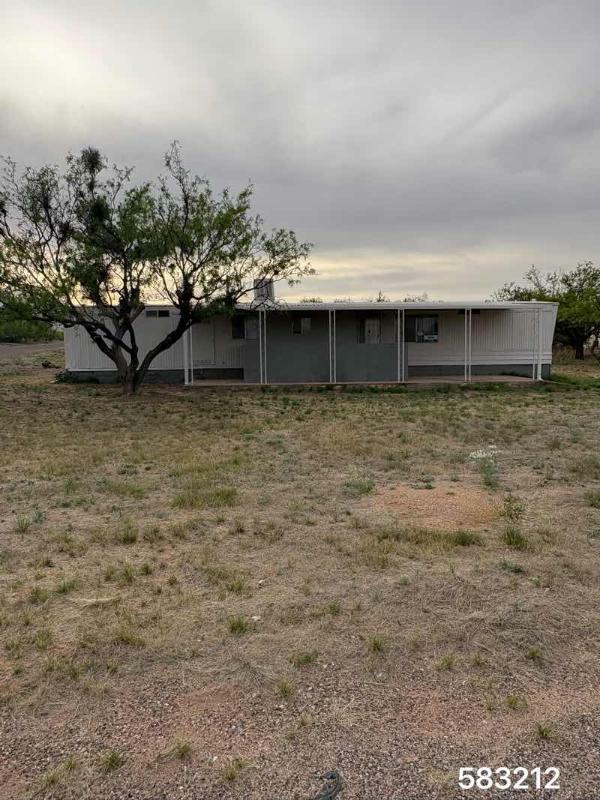1976 CAVCO Mobile Home For Sale