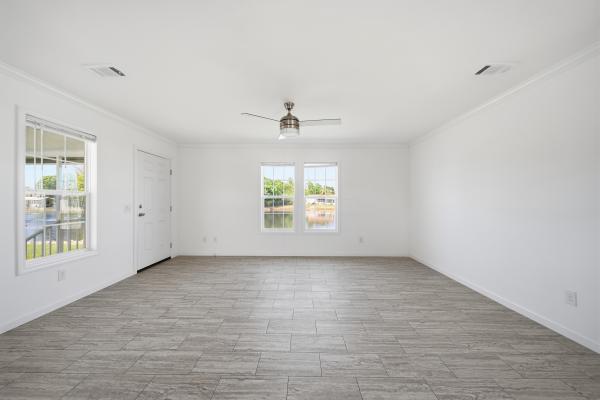 2026 Champion SIG4482D (Decator) Mobile Home