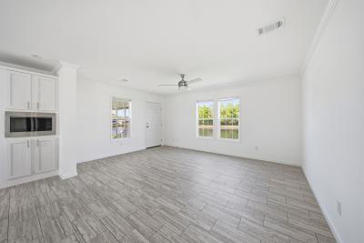 Photo 3 of 29 of home located at 3000 Us Hwy 17/92 W Lot #550 Haines City, FL 33844