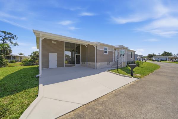 2026 Champion SIG4482D (Decator) Mobile Home