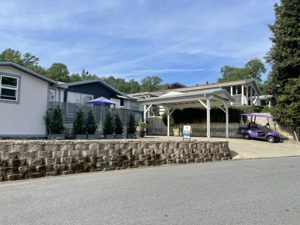 2005 FLEETWOOD HOMES CA INC Mobile Home For Sale