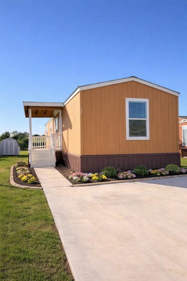Photo 1 of 2 of home located at 7109 W Loop 1604N Lot #72 San Antonio, TX 78254