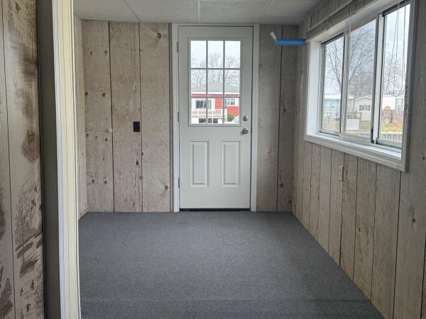 1982 Sterling 338F2860096 T Mobile Home
