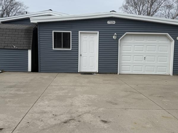 1982 Sterling 338F2860096 T Mobile Home