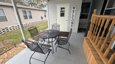 Photo 3 of 23 of home located at 6915 W Rushport Lane Homosassa, FL 34446