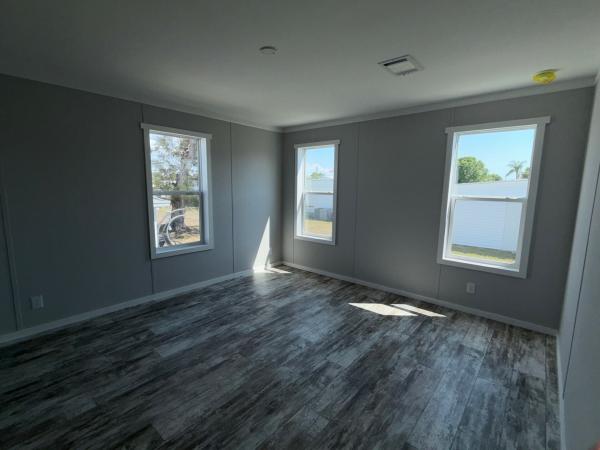 2025 Palm Harbor 340CS28482A Mobile Home