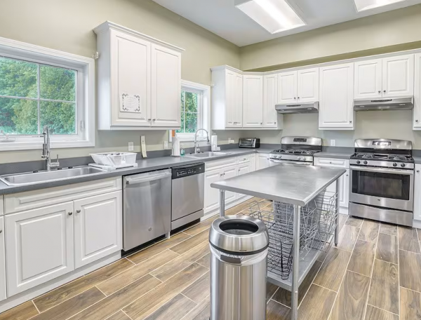 1998 Champion 26W48-1-2 Mobile Home