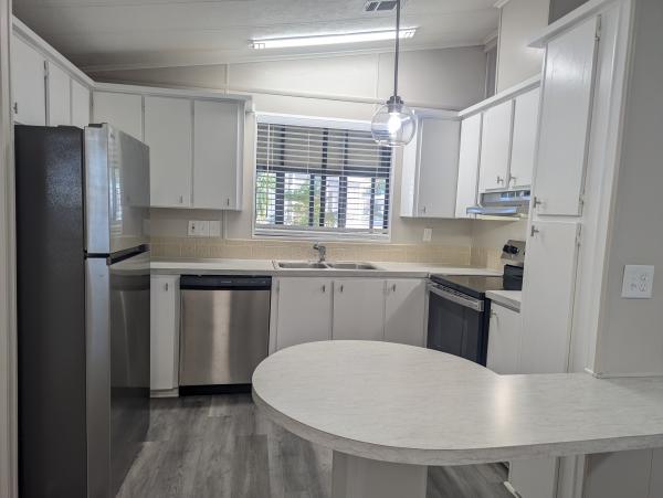 1985 PALM HARBOR HS Mobile Home