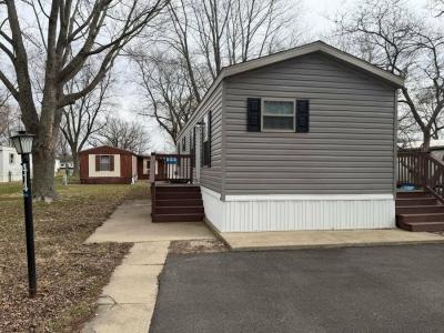 Mobile Home at 414 Carriage Lane Estate Streator, IL 61364