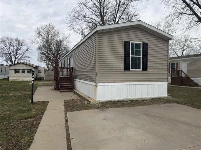 Mobile Home at 301 Carriage Lane Estate Streator, IL 61364